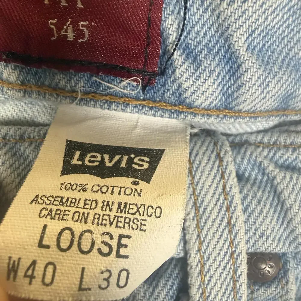 Vintage Levi's Y2K Men's 40x30 Light Wash Loose Fit Ankle Length Jeans Signature